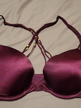 Victoria's Secret Very Sexy Front Close Push-up Bra